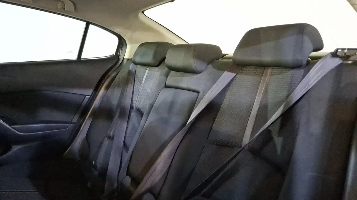 Foto 4 de Mazda 3 s